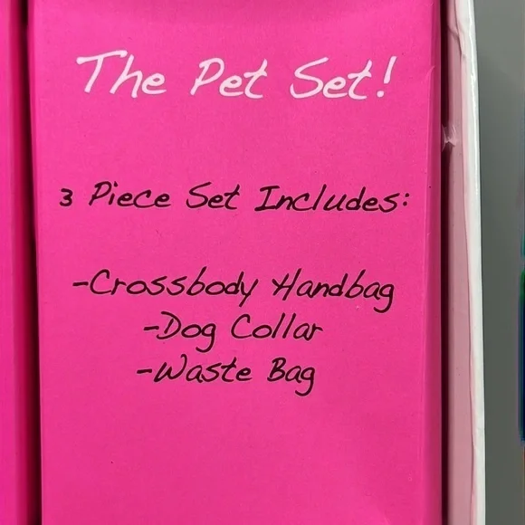 🌹Betsey Johnson The Pet Set Leopard 🌹. Three piece set. Rose floral print. - Picture 3 of 12